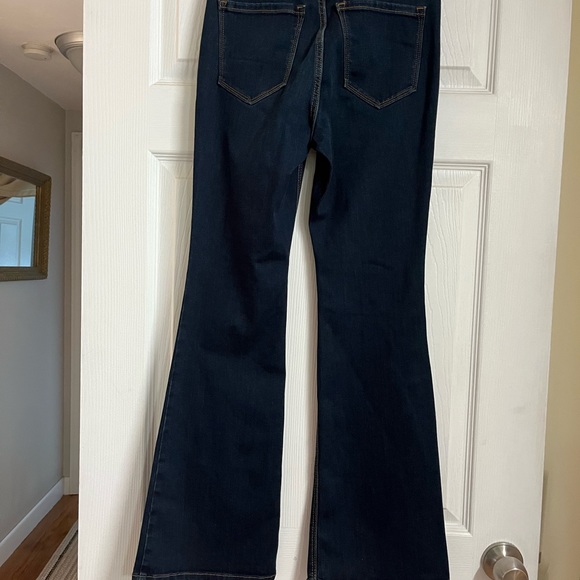 Old Navy micro flare high rise size 4 petite NWT - Picture 4 of 6